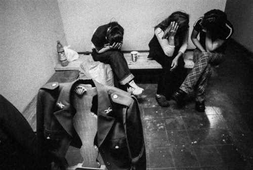 Santiago de Chile, 2003-2006: Police station, three woman accused of stilling in a market